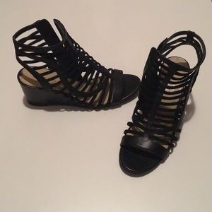 Black wedge shoes LIKE NEW!!